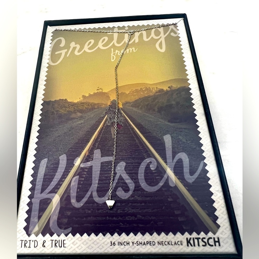 KITSCH Tri’d & True Y-shaped necklace- BNIB